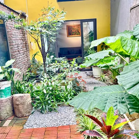 Oc Homestay Cat Ba Chan Chau Exterior photo