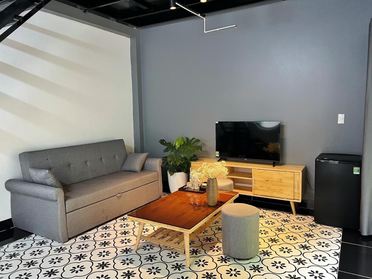 Oc Cat Ba Apartment *